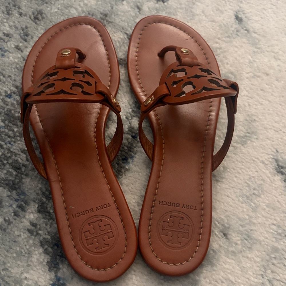 Tory Burch Miller Sandals size 8 - Picture 3 of 4